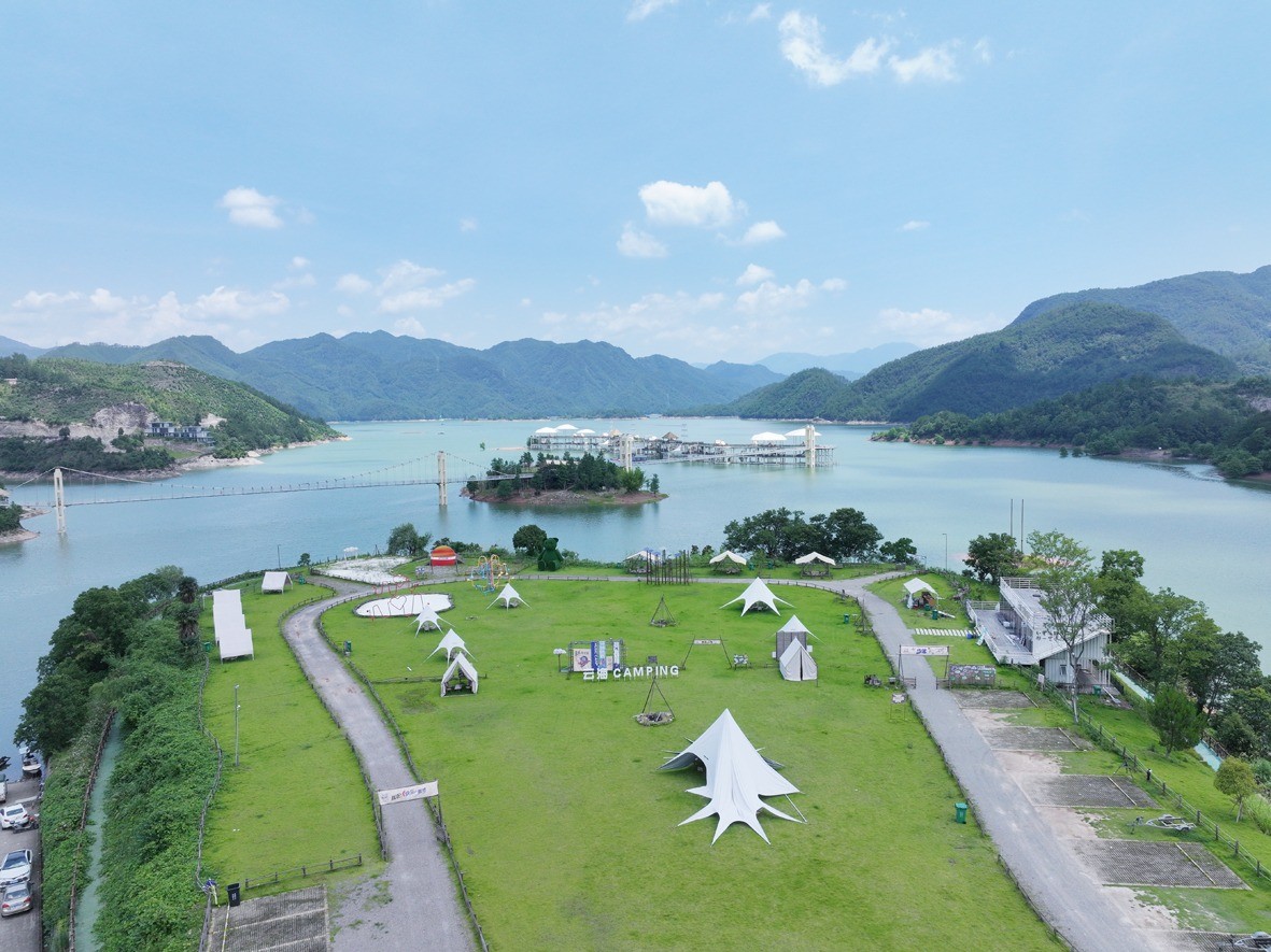 云和湖畔休闲露营基地