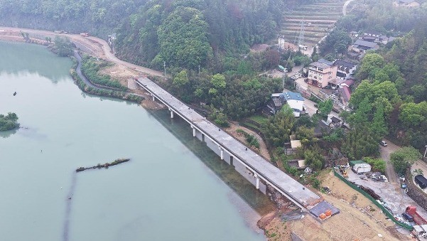 局龙线一期改建工程吾思岭脚大桥